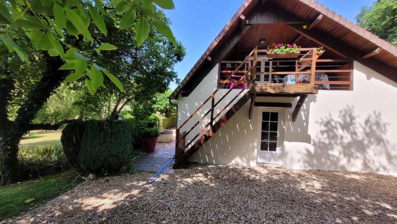 Les Riflets Bed & Breakfast Conches-en-Ouche Exterior foto